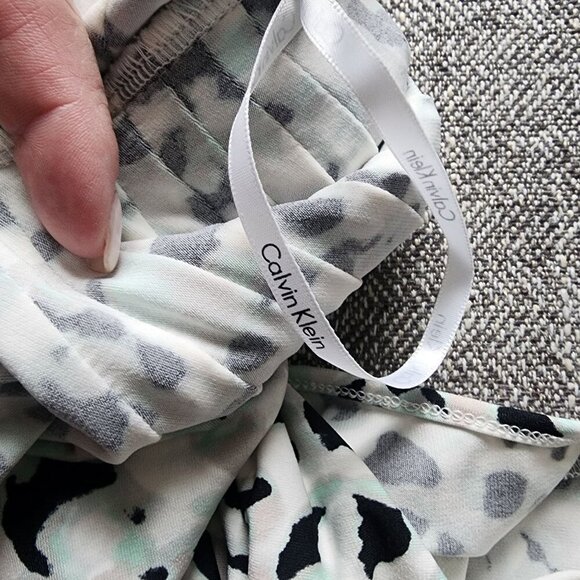 Calvin Klein Womens Sleeveless Ruched Leopard Print Top Large - Picture 4 of 11